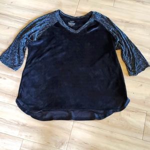 ❤5/$15 Climate Right by Cuddle Dudes size L shirt